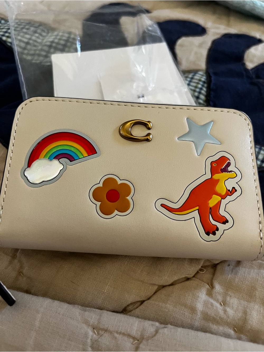 Coach Sticker Print Zip Around Card Case - Picture 2 of 9